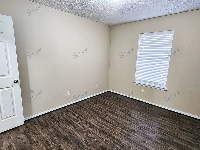 7761 Sable Ln — Photo 12