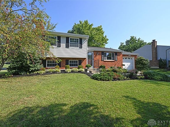 2nd image of 1374 Firethorne Dr