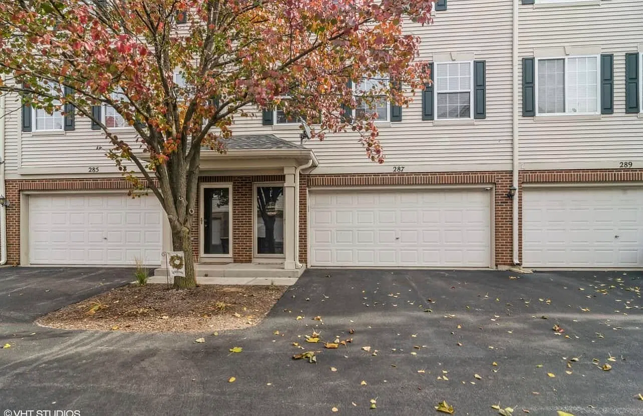 2 bed, 1200 sqft, $2,500 — Photo 1