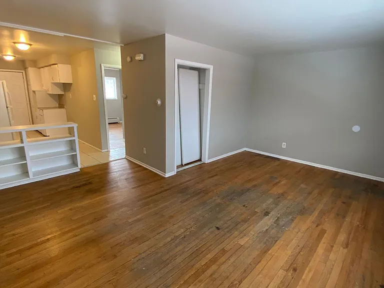 1735 Chester St #2 — Photo 4
