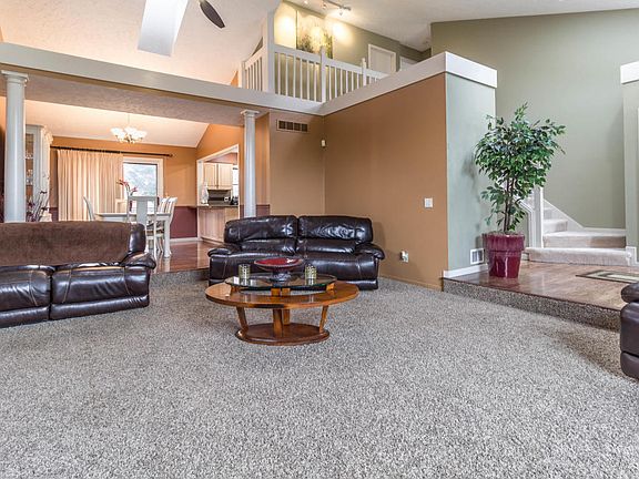 3rd image of 5852 Westminster Way