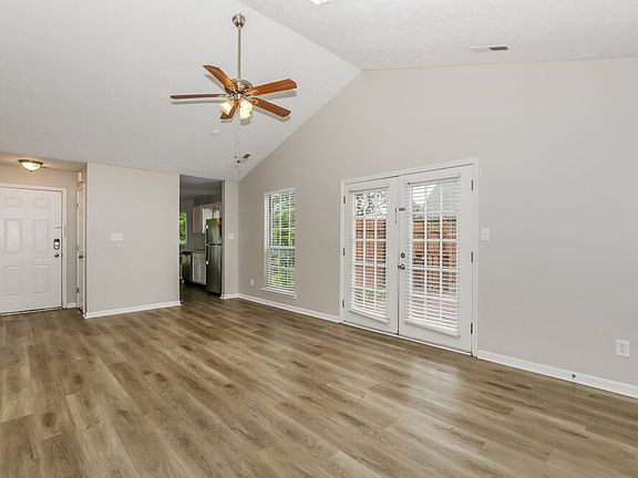 3rd image of 7683 Waterwood Dr