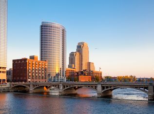 619 Clancy Ave NE, Grand Rapids, MI 49503
