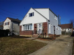 167 Bedford Ave, New Hyde Park, NY 11040