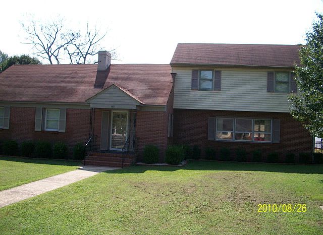 1st image of 1421 E Chaloner Dr