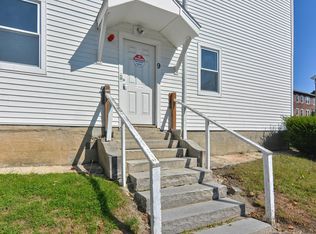 9 Palm St #1-L, Worcester, MA 01604