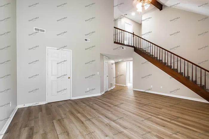 2802 W 64th St S — Photo 5