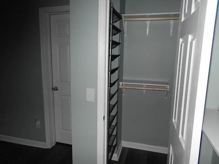 707 Holland Ave — Photo 7