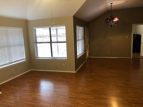 3rd image of 249 Willingham Dr