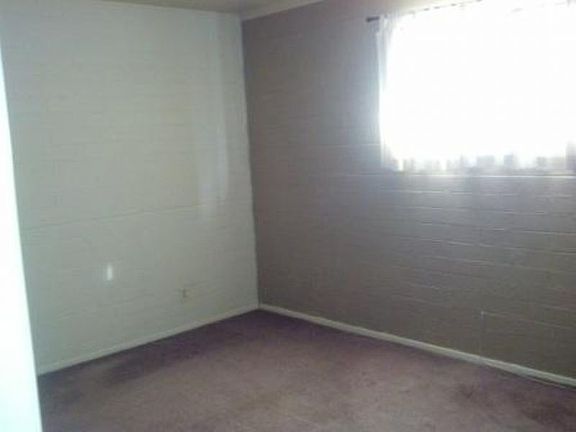 5th image of 1600 S College Ave APT 3