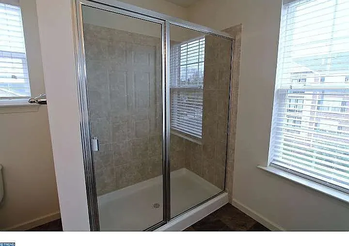 3894 Ashland Dr — Photo 11