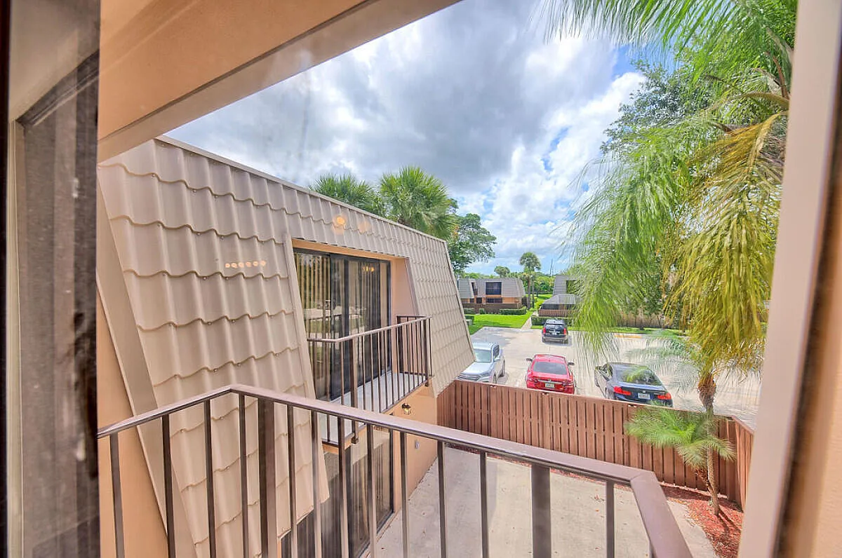 Building Photo - 5731 57th Way #42A
