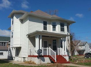 1405 12th St, Moline, IL 61265