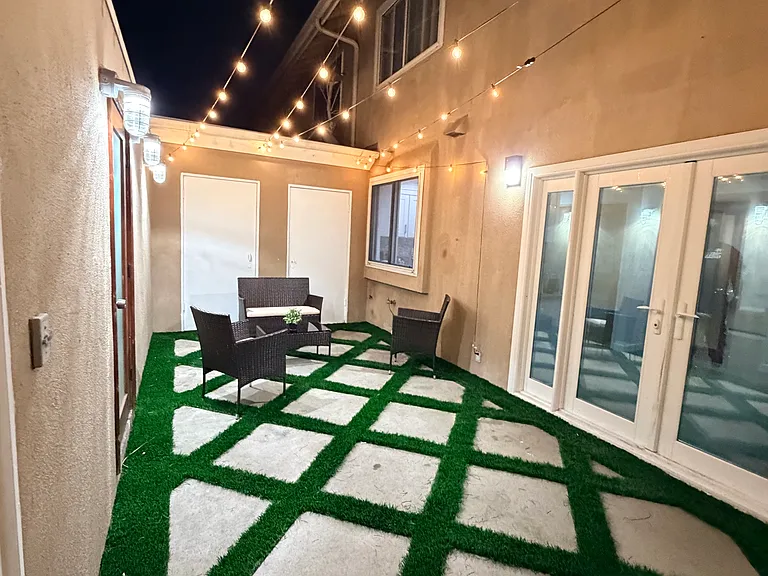 3500 W Manchester Blvd #420 — Photo 16
