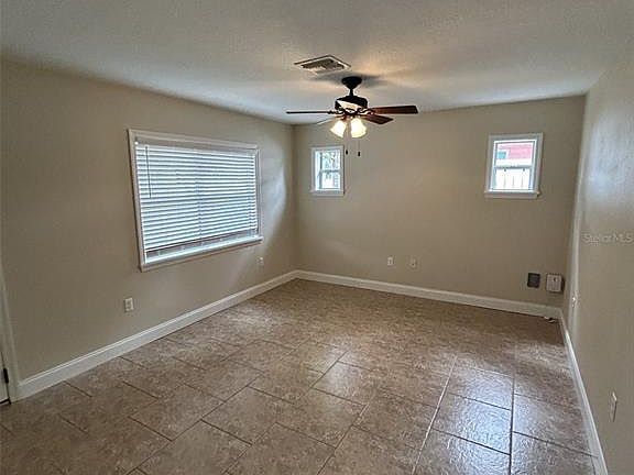 2nd image of 119 W 10th Ave