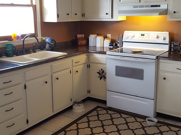 5th image of 430 N 12th St