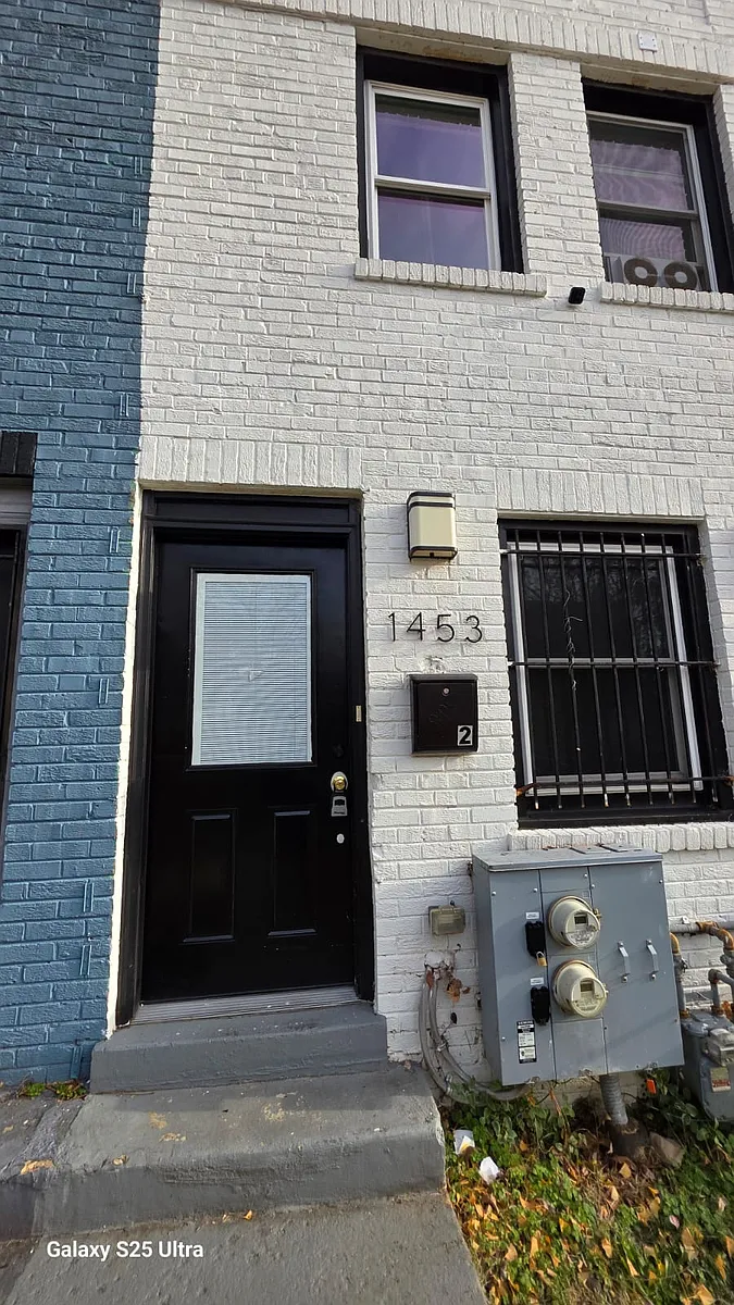 Building Photo - 1455 Holbrook St NE #1455