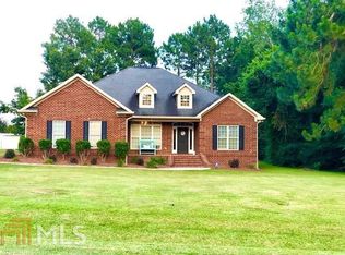 1200 Columbus Dr, Statesboro, GA 30458