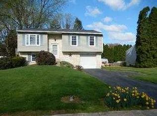 173 Summer Ln, Lititz, PA 17543