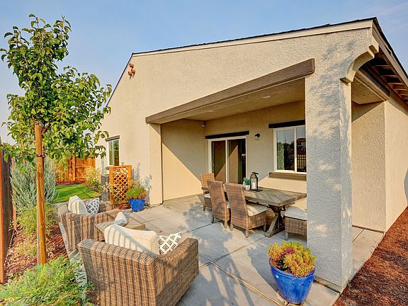 Backyard ideal for entertaining