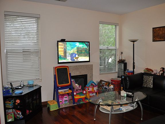3rd image of 435 Milan Dr Unit 107