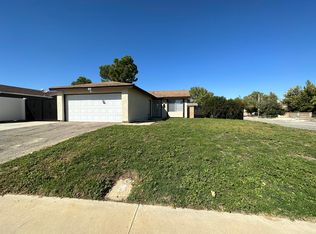 2301 W Avenue K15, Lancaster, CA 93536