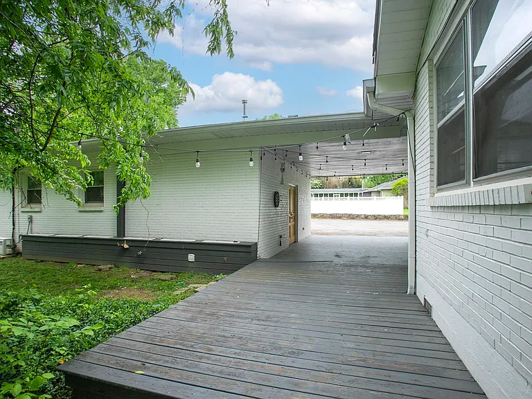 215 Donna Dr #S — Photo 24