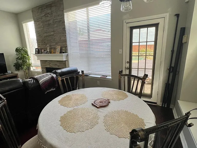 3435 Misty Meadow Dr — Photo 19