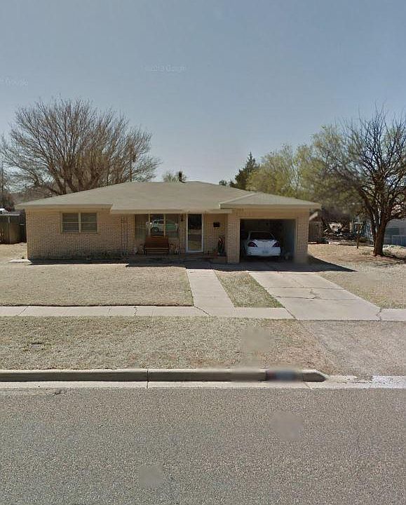 1st image of 1006 E Lons St