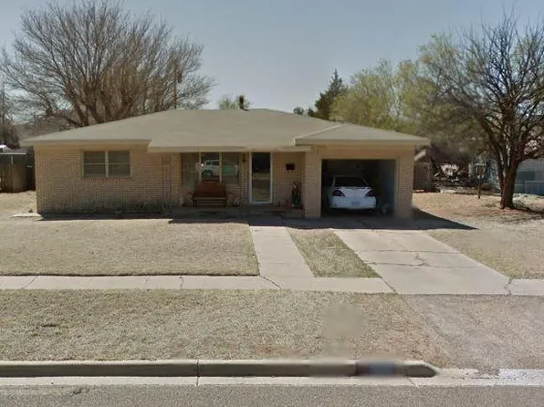 1006 E Lons St, Brownfield, TX 79316