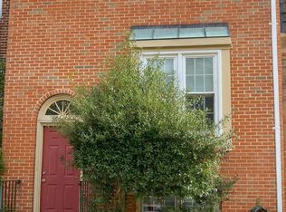 2718 Franklin Ct, Alexandria, VA 22302