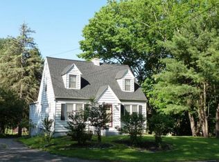 1305 E State St, Ithaca, NY 14850