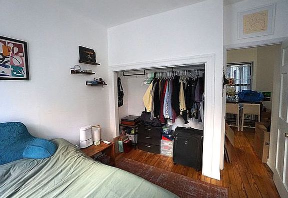 2nd image of 530 E 13th St APT 4