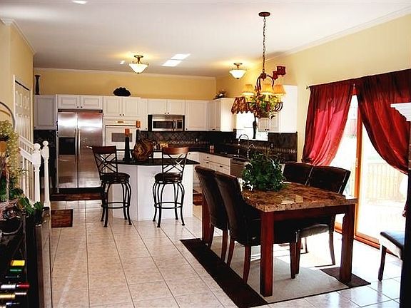 4th image of 6162 Majestic Oaks Dr