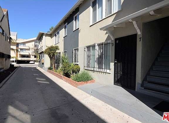 2nd image of 228 S Harvard Blvd APT 8