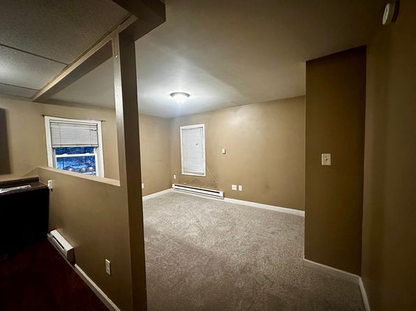 528 Millers Run Rd APT 3