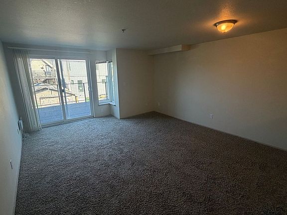 4th image of 3845 Aurora Ave N