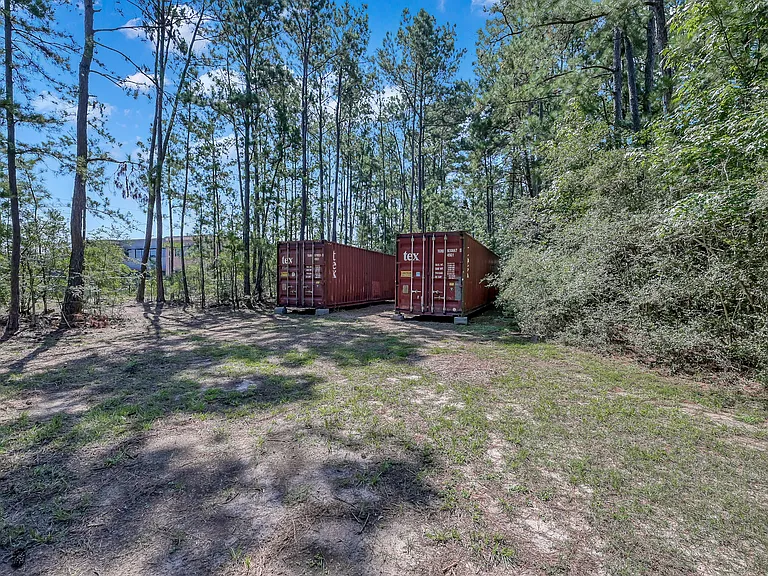40102 Country Forest Dr — Photo 49