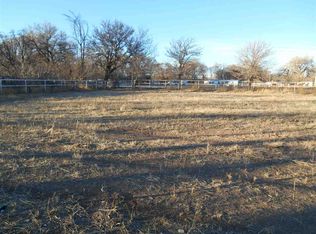 915 Sandy Ln, Espanola, NM 87532