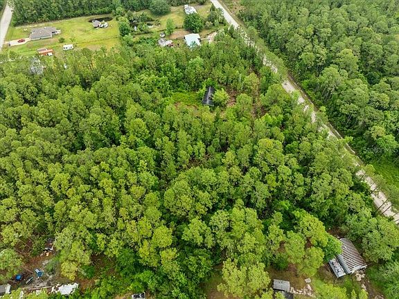 4th image of 1756 Hazelnut St Lot 23