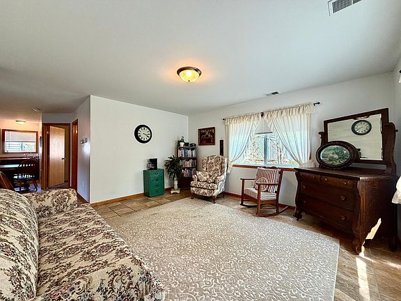 4th image of 2518 Minnesota Ave NW