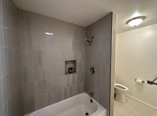 855 52nd St, Oakland, CA 94608