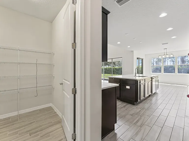 10408 Scarlet Chase Dr — Photo 5