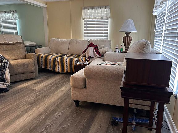 3rd image of 69 Offshore Dr.