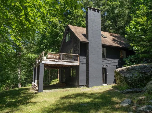 4594 State Route 97, Narrowsburg, NY 12764