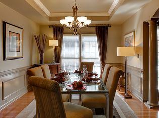 938 Brighton Crest Cir, Stone Mountain, GA 30087