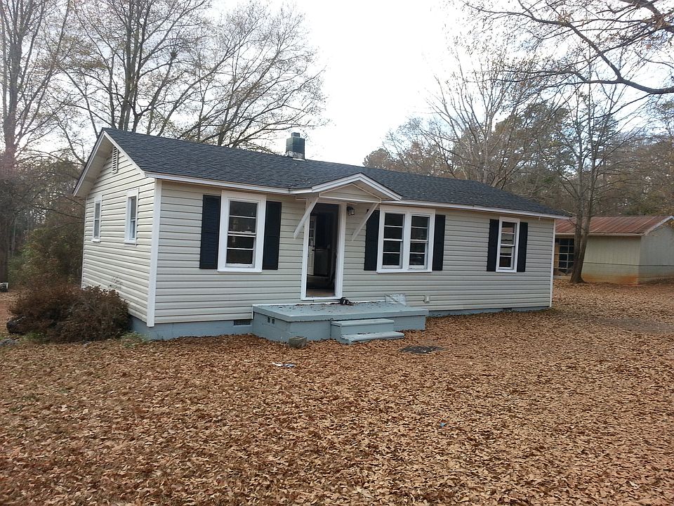 2nd image of 723 Nazareth Church Rd