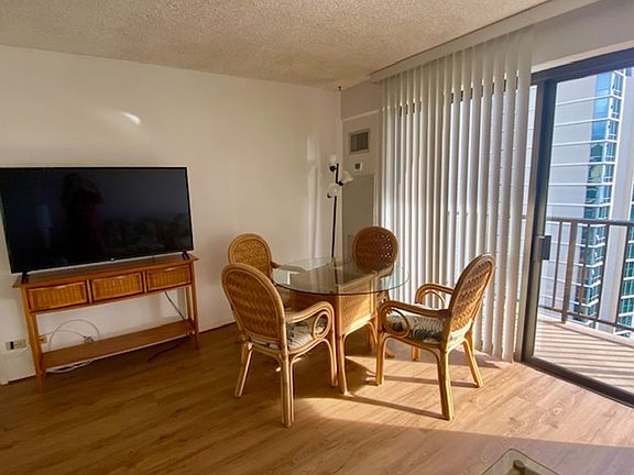 3rd image of 2140 Kuhio Ave APT 2306