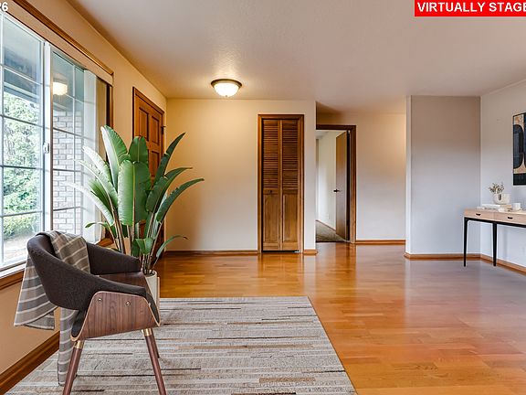 5th image of 1733 Crescent Ave
