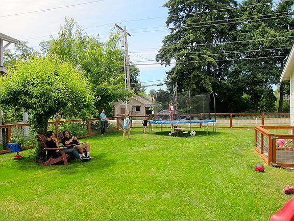 5th image of 11603 NE 90th St